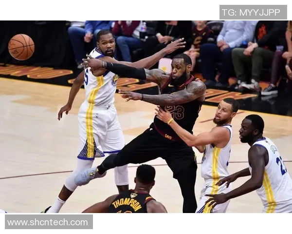 喀山鲁宾与格罗兹的精彩对决分析及赛季表现评估