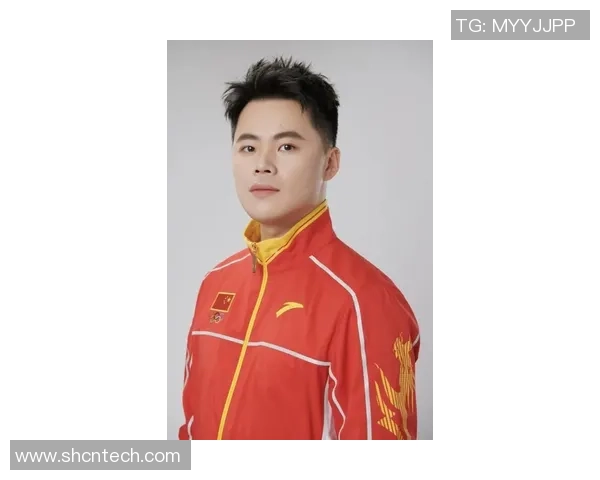 飞盘追梦：杨丽如何在深度对话中展现人生的无限可能